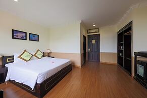 Boulevard Hotel