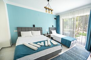 Flower Pension Hotel