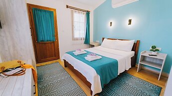 Flower Pension Hotel