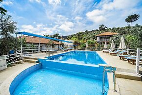 Flower Pension Hotel