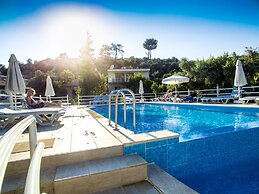 Flower Pension Hotel