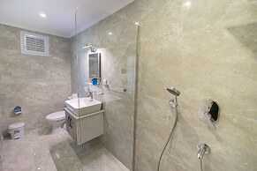 Flower Pension Hotel