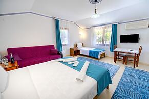 Flower Pension Hotel