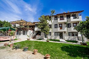 Flower Pension Hotel