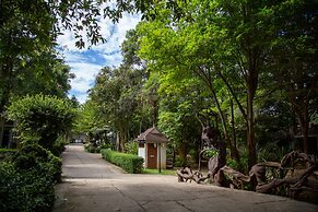 Nana Resort Kaengkrachan