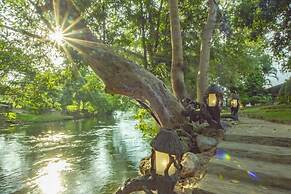 Nana Resort Kaengkrachan