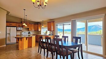 Misty Mountain Inn and Suites
