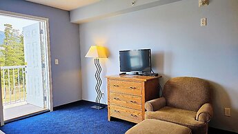 Misty Mountain Inn and Suites