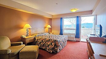 Misty Mountain Inn and Suites