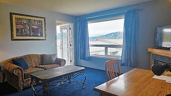 Misty Mountain Inn and Suites