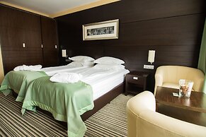 Best Western Plus Olives City Hotel