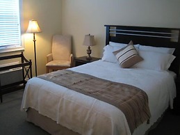 Orchid Inn and Ginger Restaurant