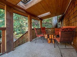 The Tree House Cottage