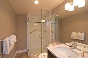 Whistler Blackcomb VR at Town Plaza