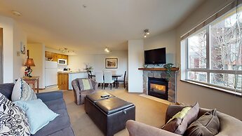 Whistler Blackcomb VR at Town Plaza