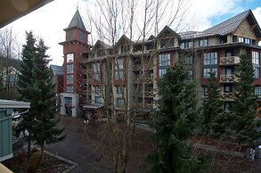 Whistler Blackcomb VR at Town Plaza