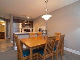 Whistler Blackcomb VR at Town Plaza