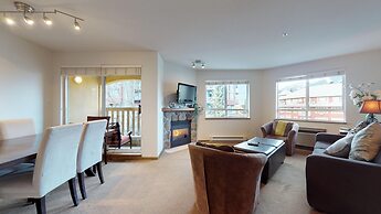 Whistler Blackcomb VR at Town Plaza