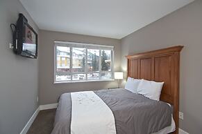 Whistler Blackcomb VR at Town Plaza