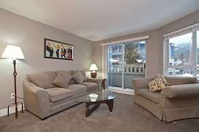 Whistler Blackcomb VR at Town Plaza