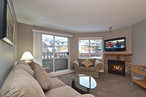 Whistler Blackcomb VR at Town Plaza