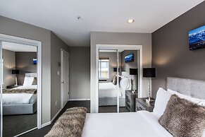 Whistler Blackcomb VR at Town Plaza