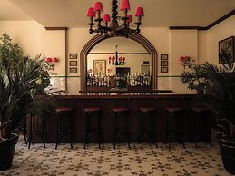 Neptune, an Ash Hotel