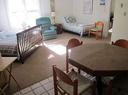 Dodgeton Creek Inn