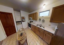 Dodgeton Creek Inn