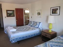 Dodgeton Creek Inn