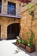 S. Nikolis Historic Boutique Hotel