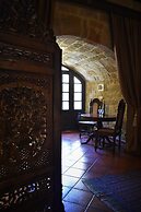 S. Nikolis Historic Boutique Hotel