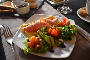 S. Nikolis Historic Boutique Hotel