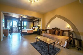 S. Nikolis Historic Boutique Hotel