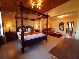 S. Nikolis Historic Boutique Hotel