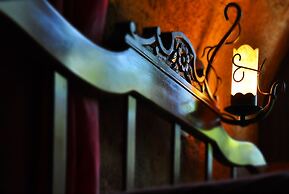 S. Nikolis Historic Boutique Hotel