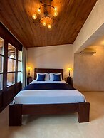 S. Nikolis Historic Boutique Hotel