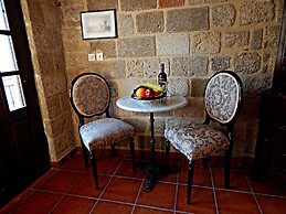 S. Nikolis Historic Boutique Hotel