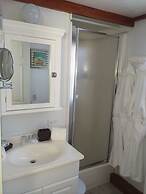 Mangrove Marina and Resort Aqualodge Houseboats