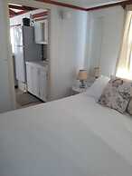 Mangrove Marina and Resort Aqualodge Houseboats