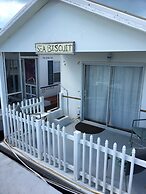 Mangrove Marina and Resort Aqualodge Houseboats