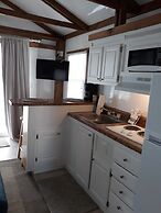 Mangrove Marina and Resort Aqualodge Houseboats