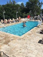 Mangrove Marina and Resort Aqualodge Houseboats