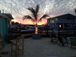 Mangrove Marina and Resort Aqualodge Houseboats