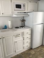 Mangrove Marina and Resort Aqualodge Houseboats