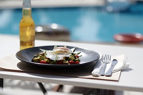 Armadoros Hotel Ios Backpackers