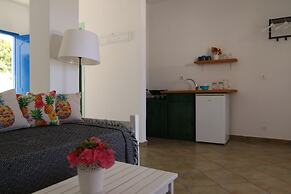 Armadoros Hotel Ios Backpackers