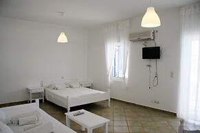 Armadoros Hotel Ios Backpackers