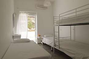 Armadoros Hotel Ios Backpackers
