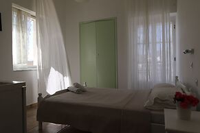 Armadoros Hotel Ios Backpackers